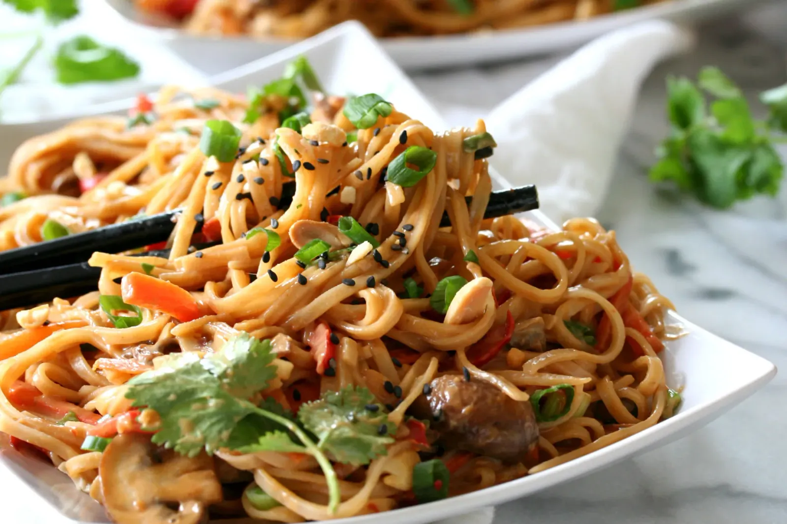 Spicy Thai Peanut Noodles